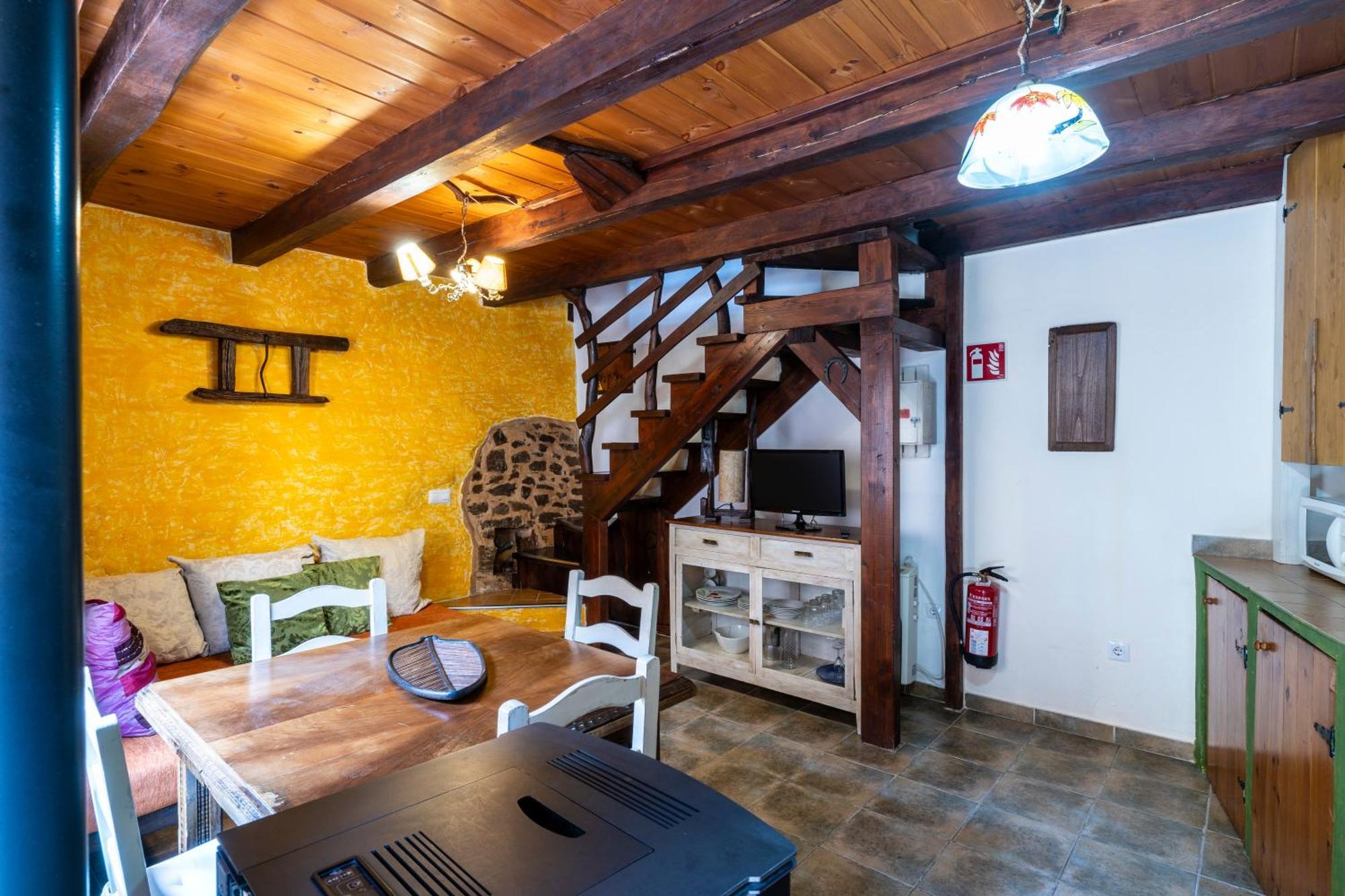 Casa De Turismo Rural Sardom3 Bembibre  Exterior photo