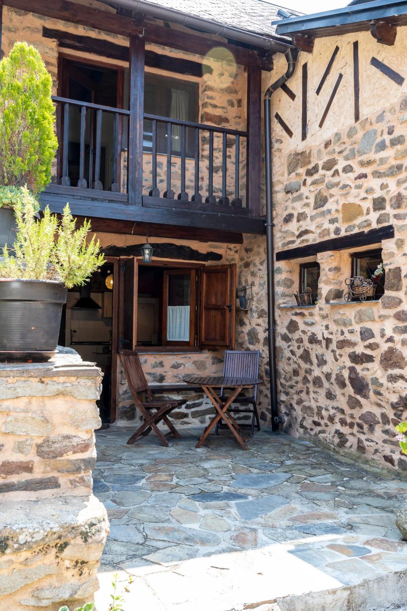 Casa De Turismo Rural Sardom3 Bembibre  Exterior photo